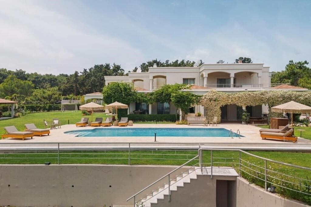 Готель Bello Blu Luxury Villa 5*