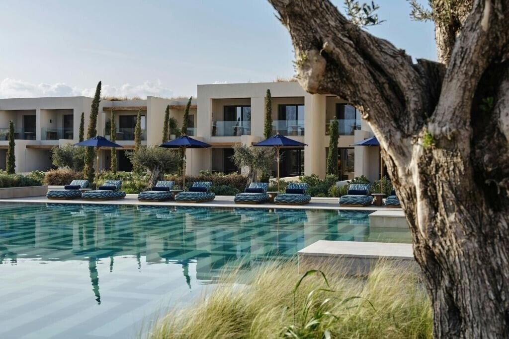 Отель Amoh, A Luxury Collection Resort 5*