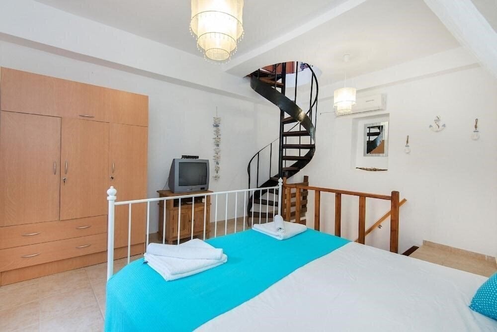 Фото Old Town Roloi House 3*