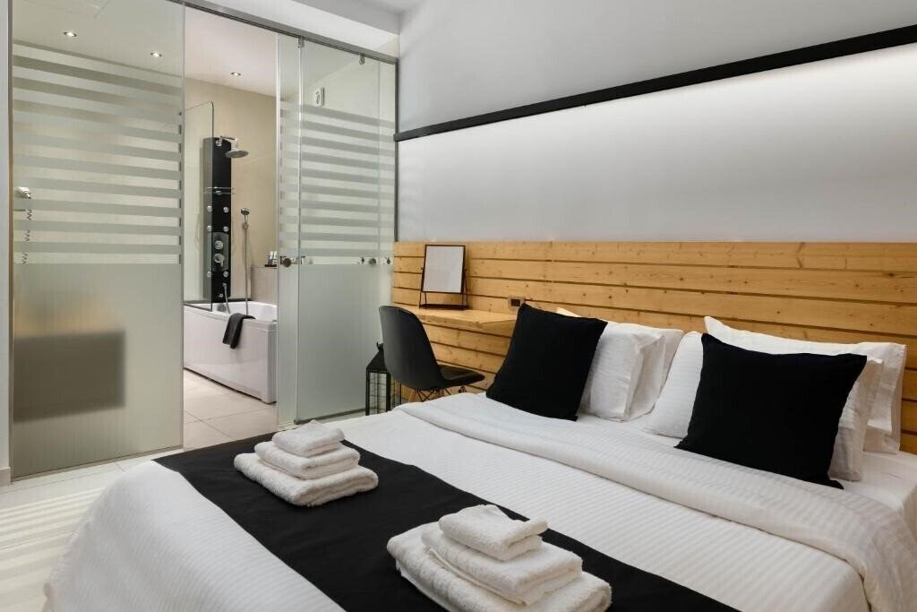 Фото Old Town Senses Boutique Hotel 3*