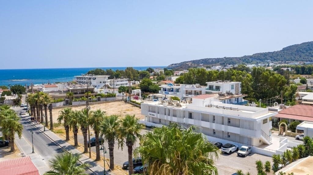 Отель Avi Suites Faliraki Center 3*