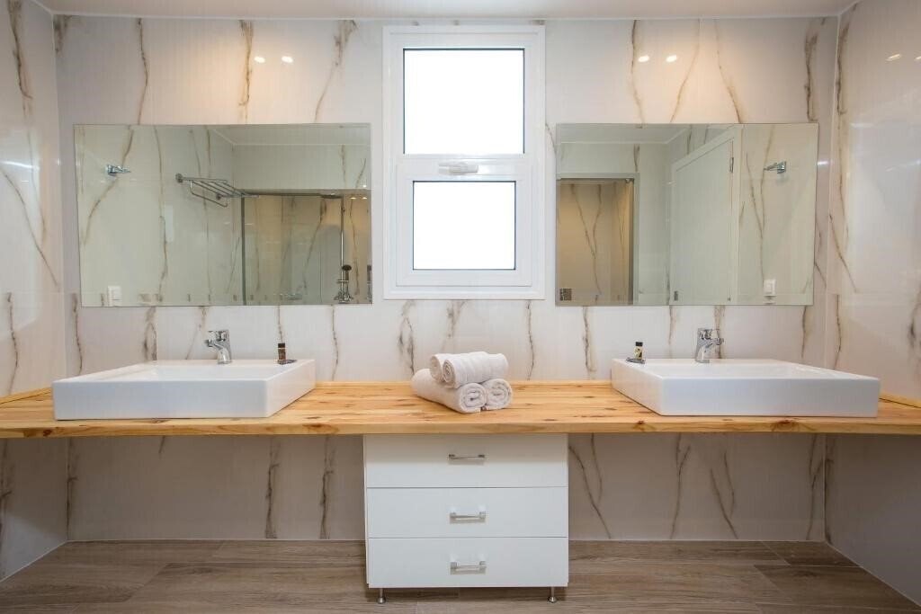 Картинка Avi Suites Faliraki Center 3*