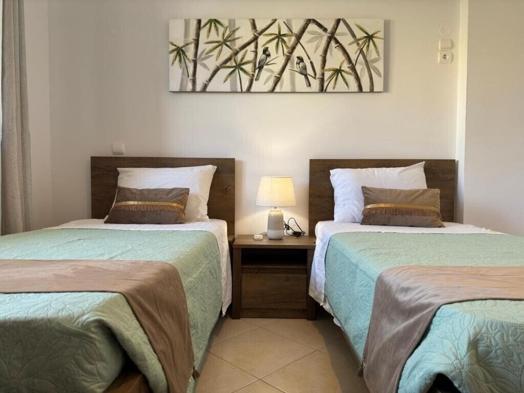 Картинка Chris Apartments 4*