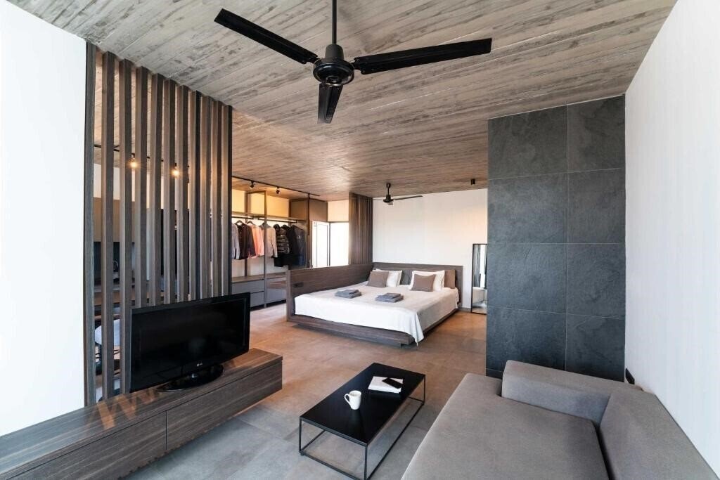 Фото Golden Sun Luxury Apartment 4*