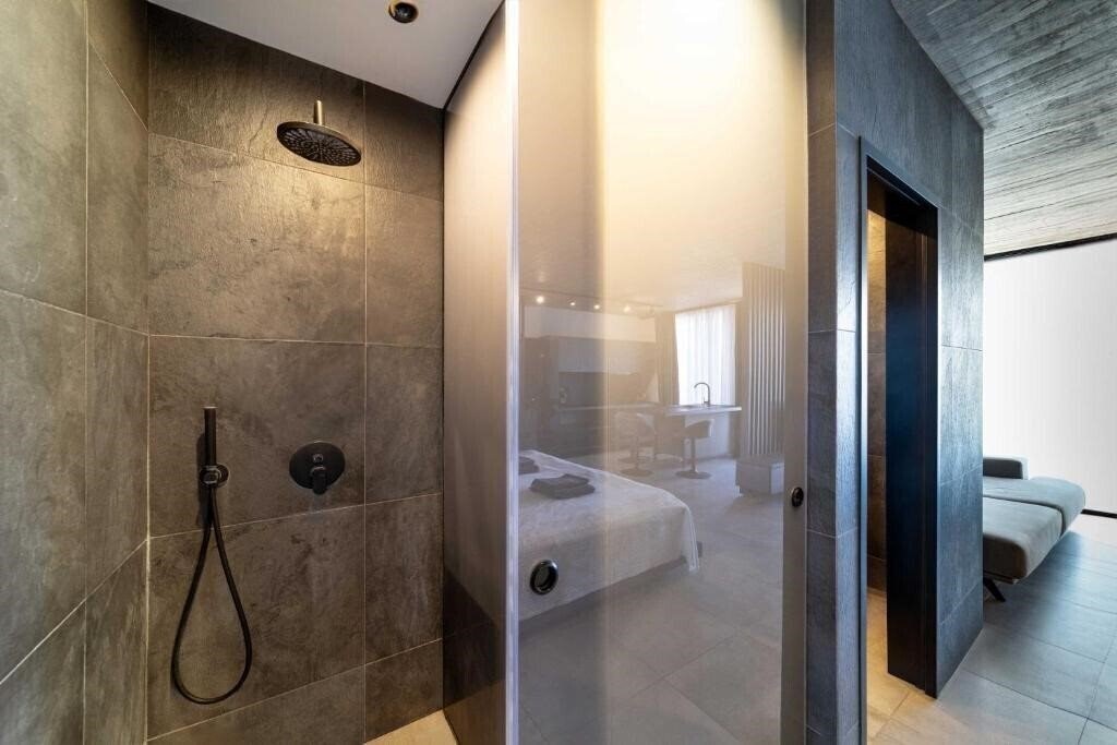 Фотография Golden Sun Luxury Apartment 4*