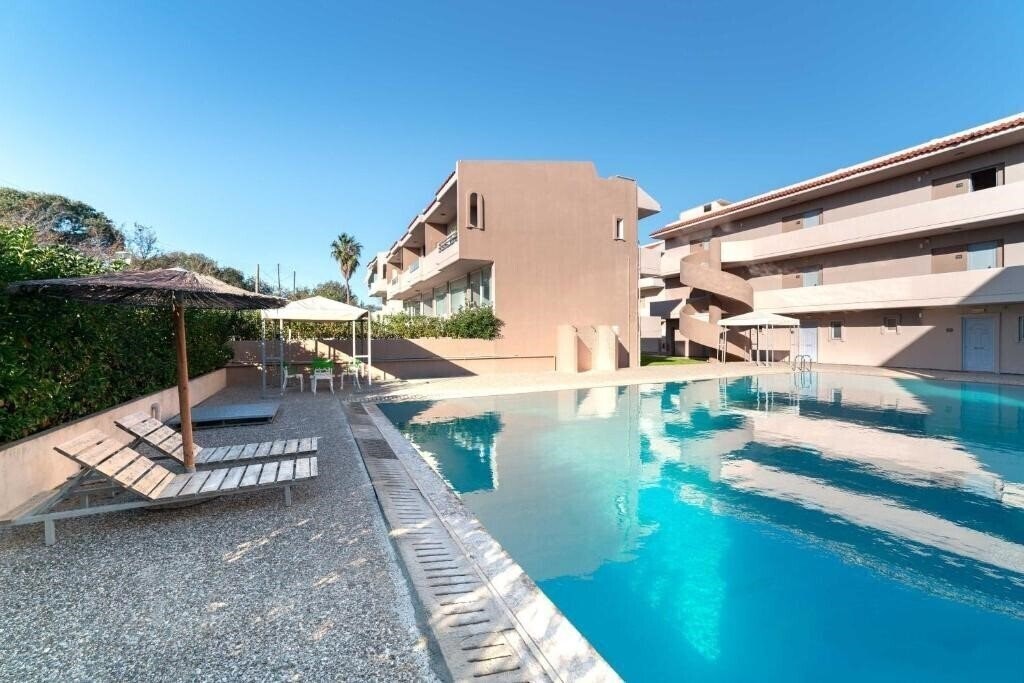 Изображение Golden Sun Luxury Apartment 4*