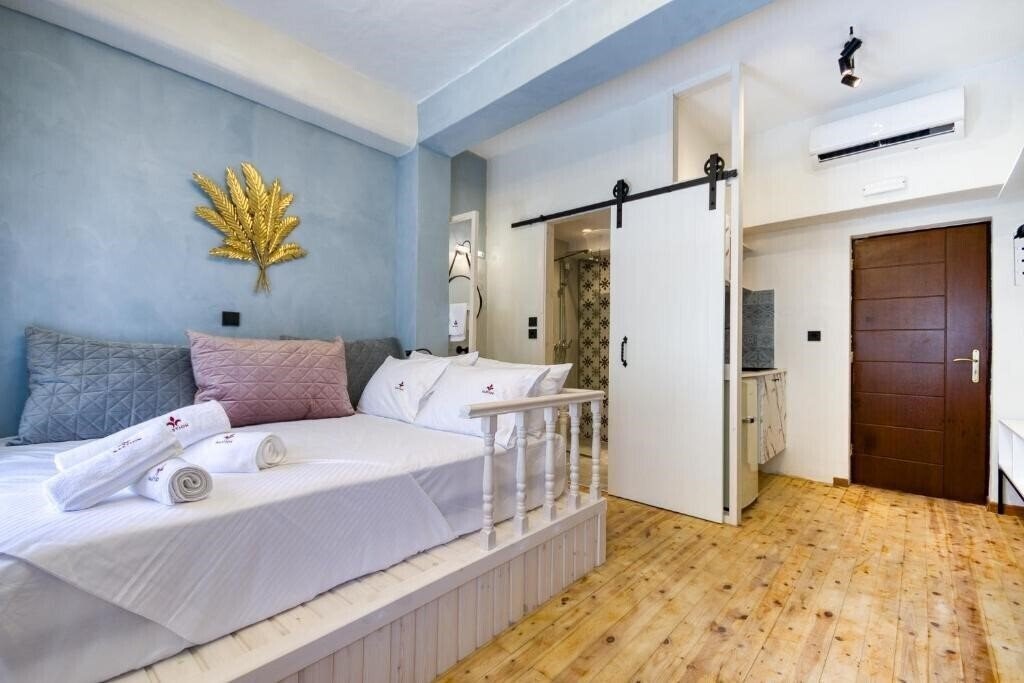 Фотография Bastion Medieval Deluxe Apartments 3*