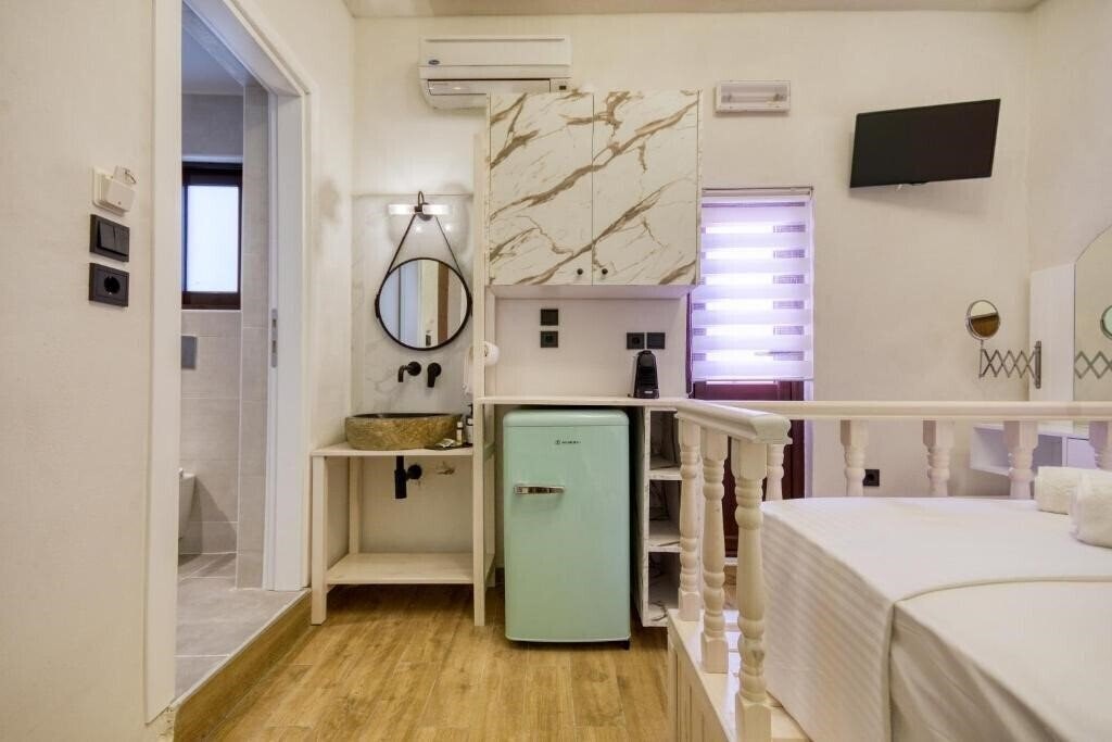 Картинка Bastion Medieval Deluxe Apartments 3*