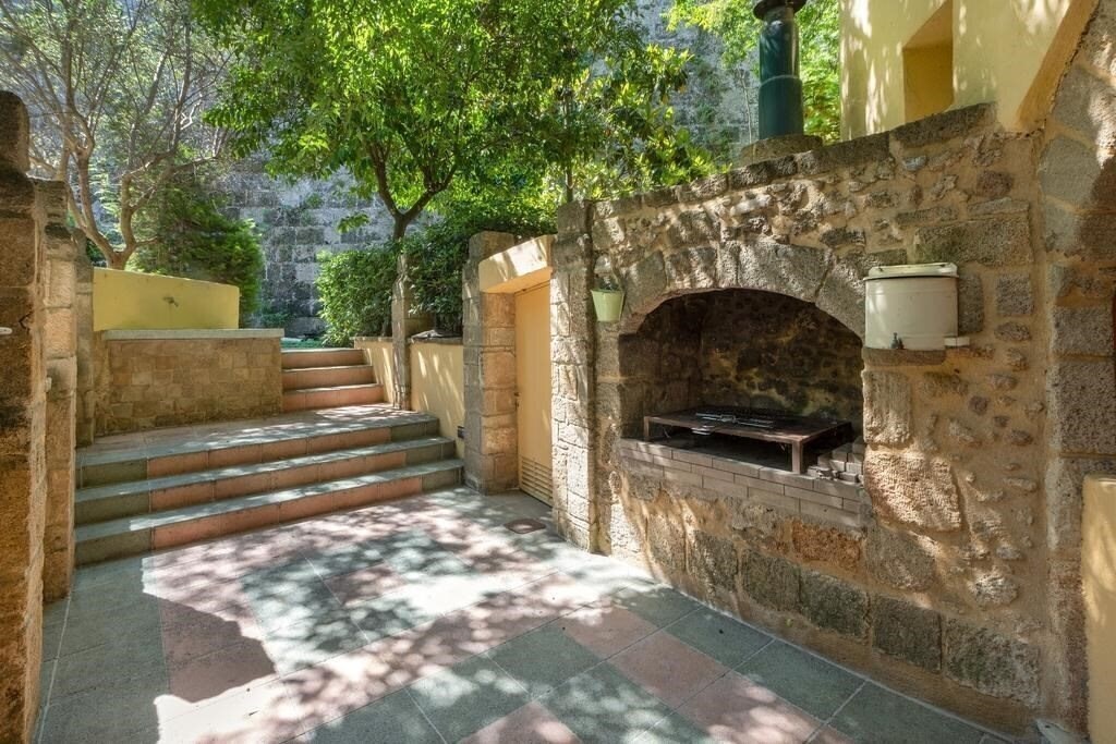 Фотография Castle Villa Old Town 3*