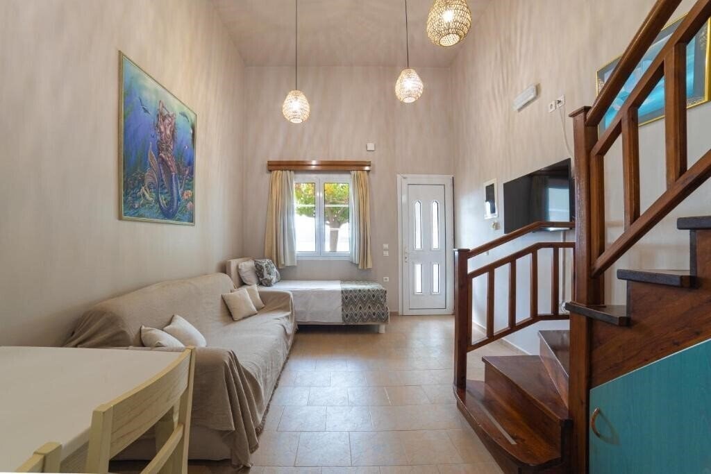 Картинка Haraki Village Studios 3*