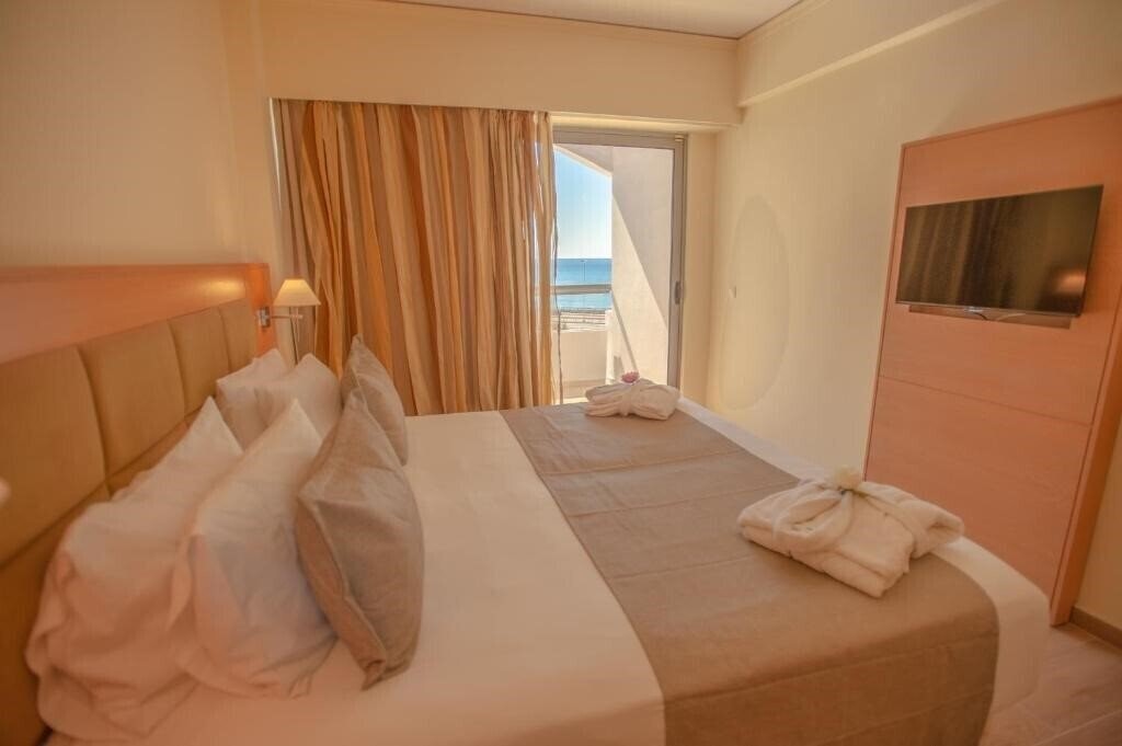 Фото Rhodos Horizon Marina 4*