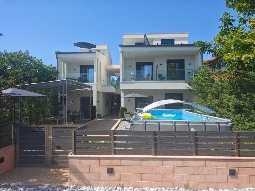 Отель Mulberry Suites Apart апартаменты