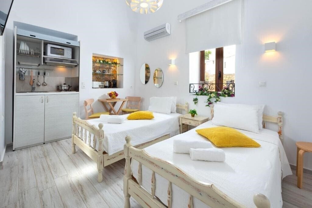 Отель Lindos Citrin Studios 4*