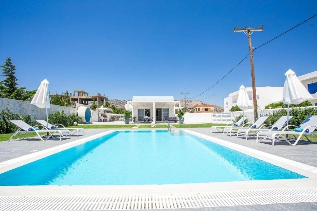 Фото White Passion Villa 3*