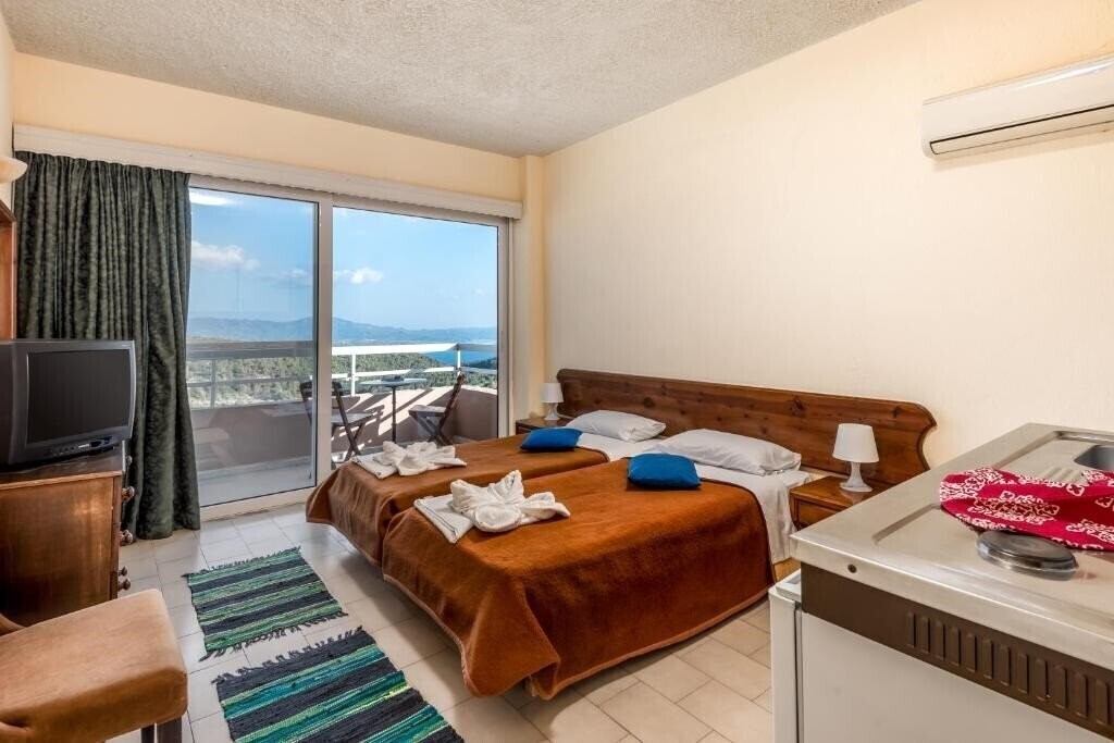 Картинка Thomas 3*