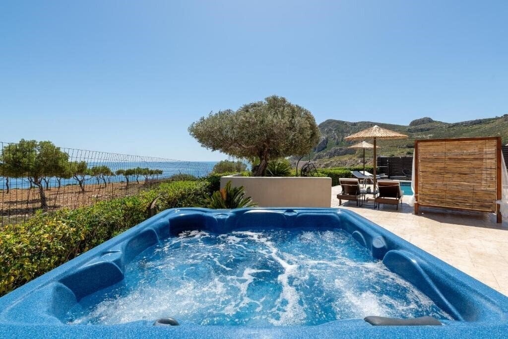 Фото Alia Villa 5*