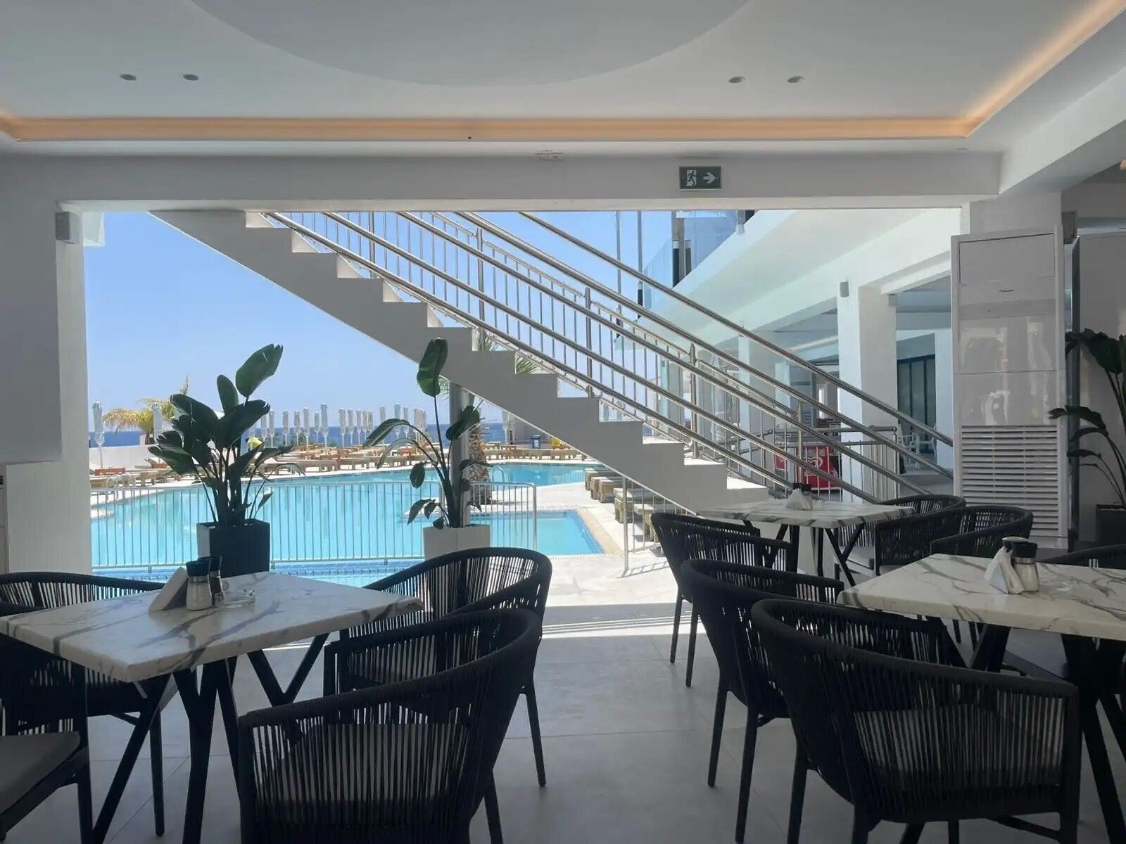 Картинка Palm Bay Hotel 3*
