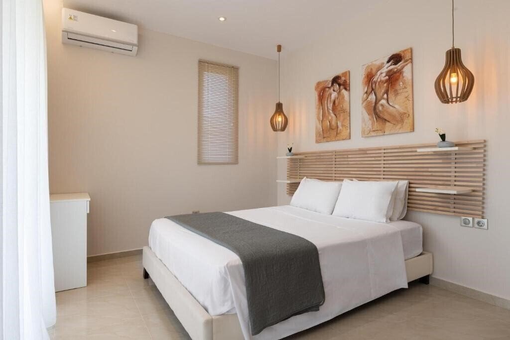Фото Aelia Luxury Apartment Afantou 4*