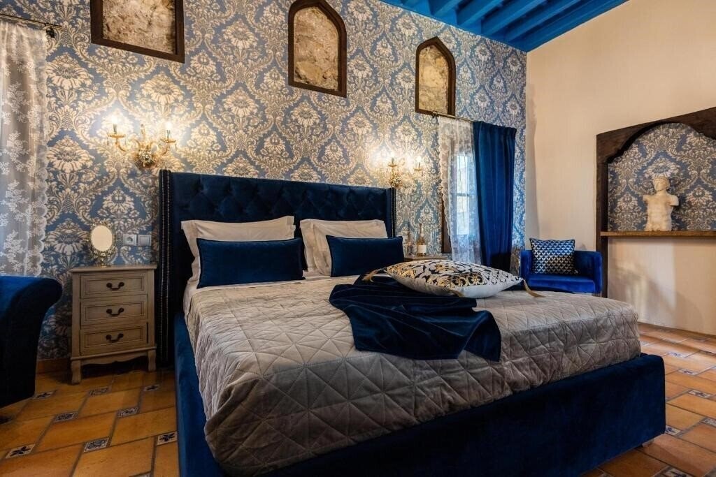 Зображення April Medieval Hotel 3*