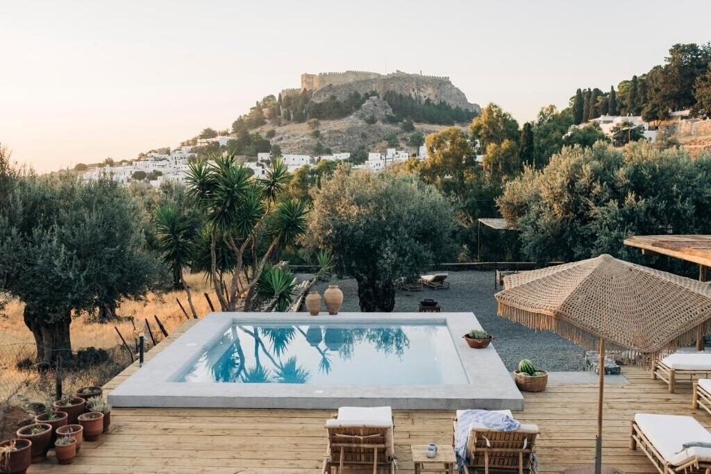 Отель Casita Casita Lindos 4*