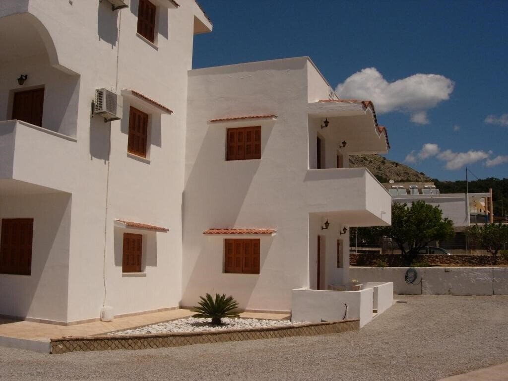 Фото Maria Apartments 4*