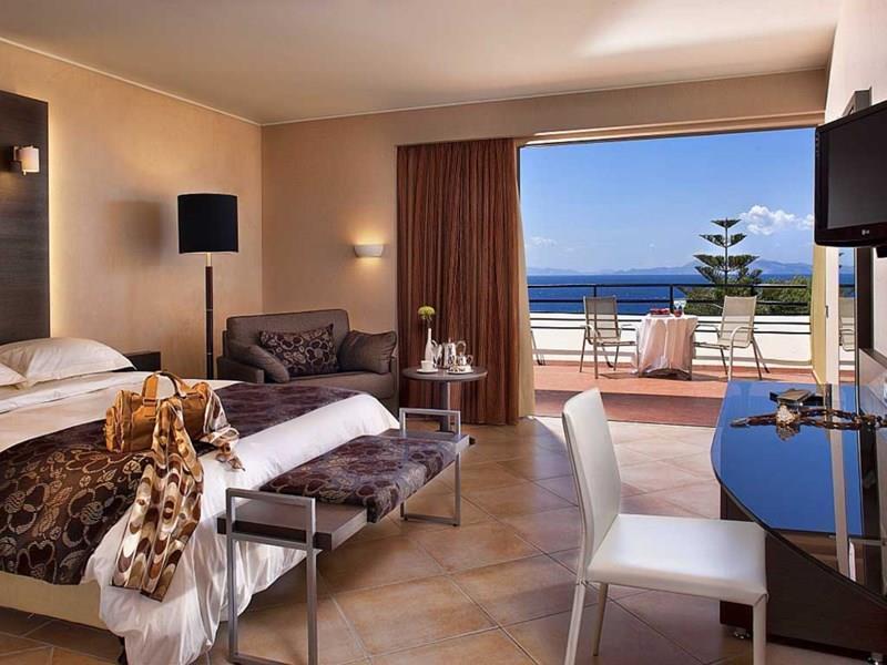 Фото Olympic Palace (ex. Olympic Palace Hotel) 5*