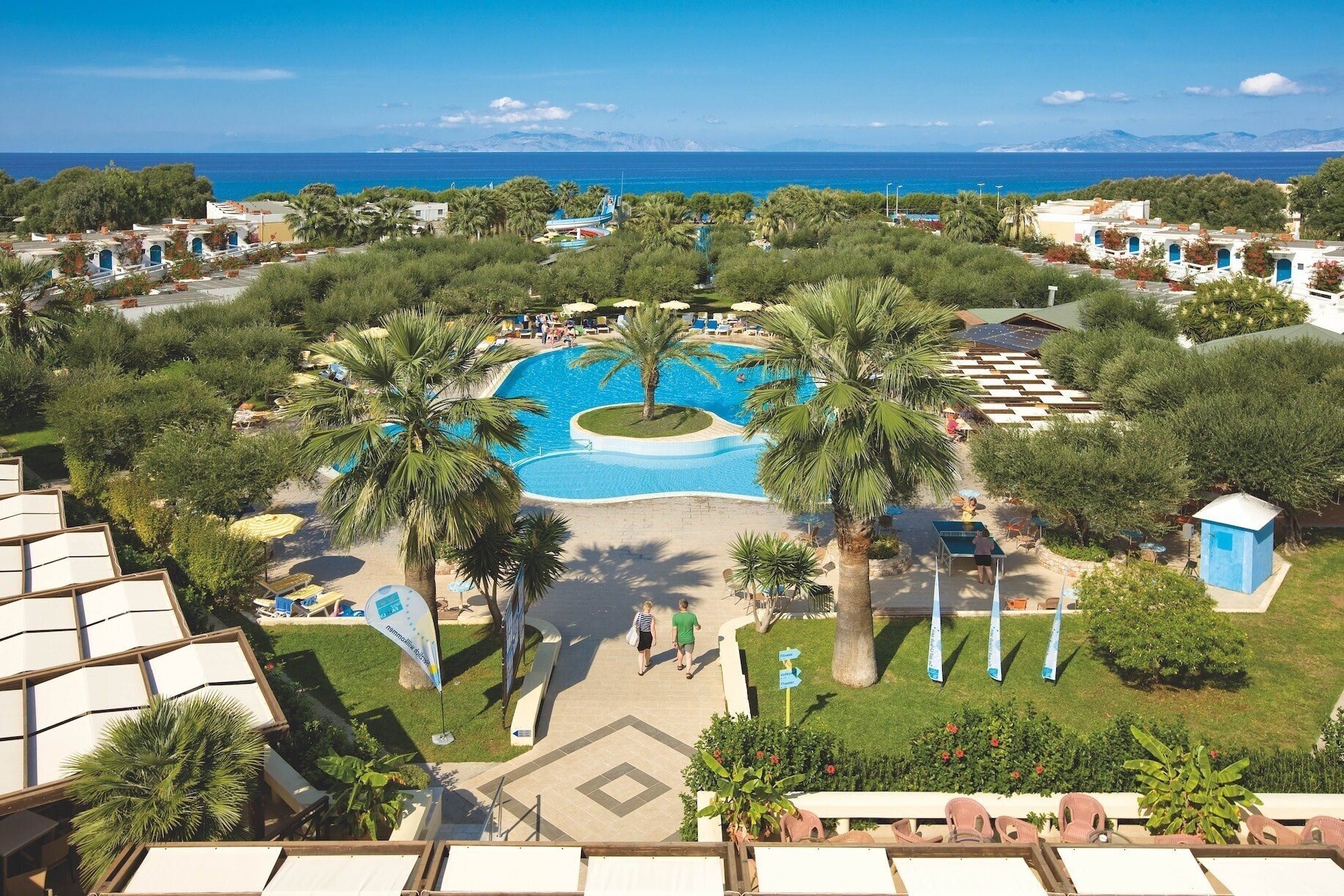 Готель Alex Beach Hotel and Bungalows 4*