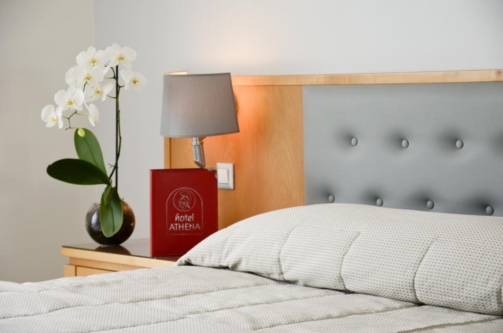Готель Athena Hotel 3*