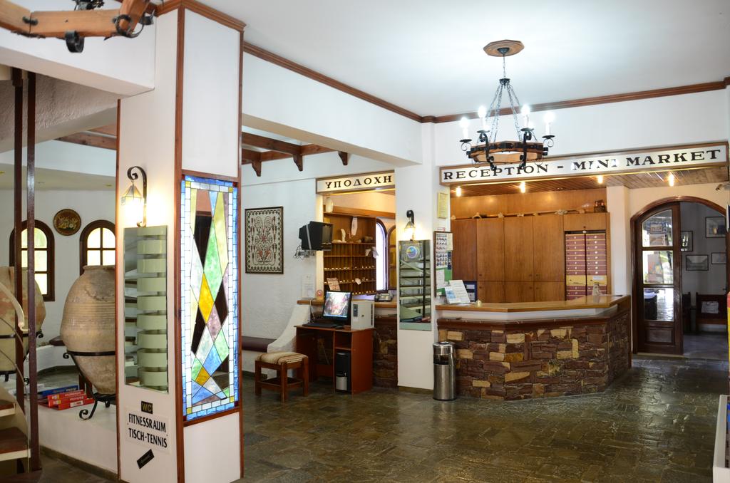 Фото Ladiko Hotel 3*