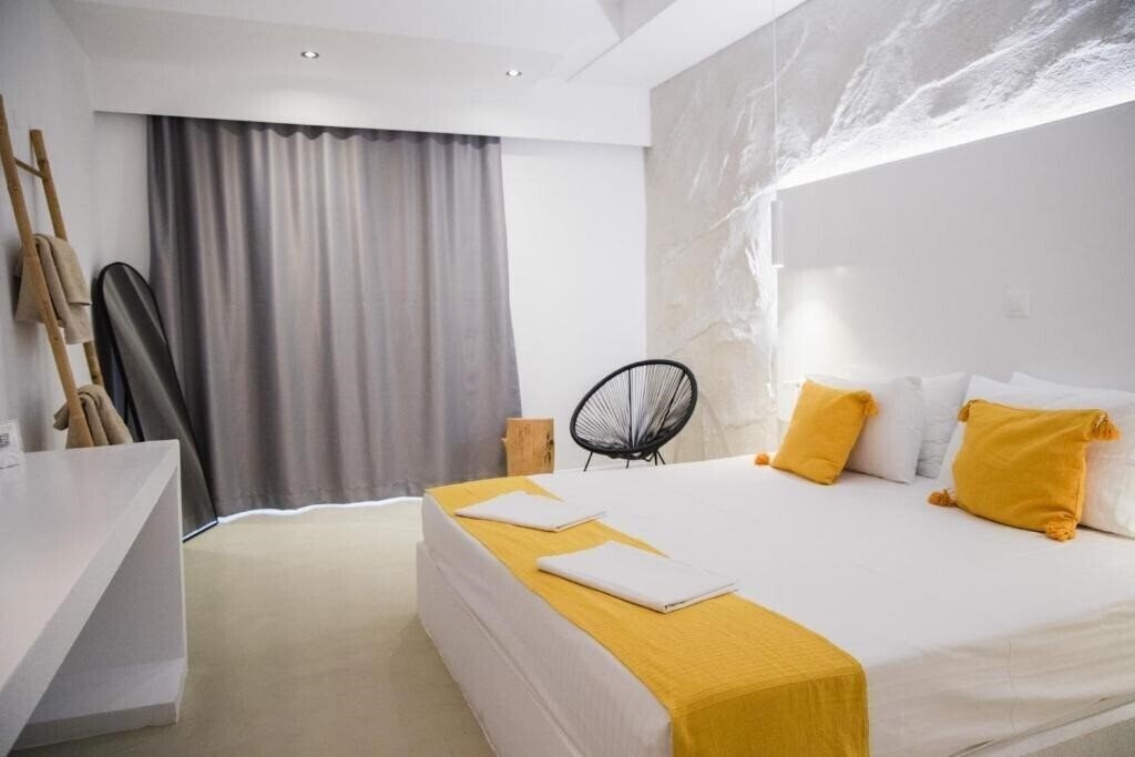Готель Ladiko Inn 3*