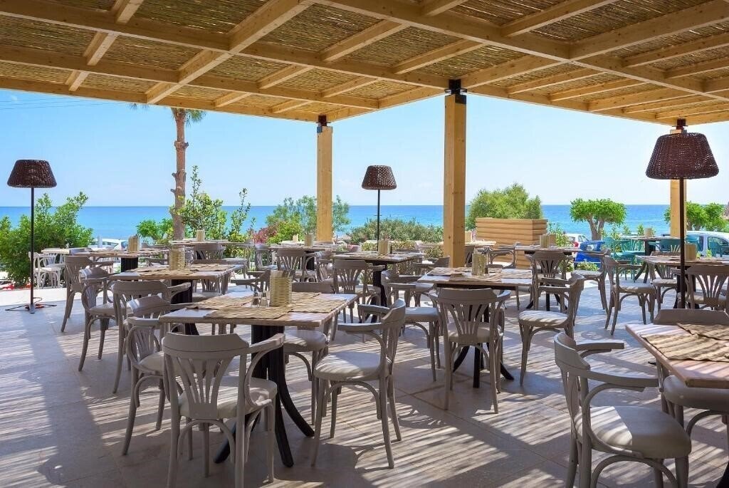 Зображення Porto Angeli Beach Resort (ex. Club Salut Porto Angeli Beach Resort) 5*