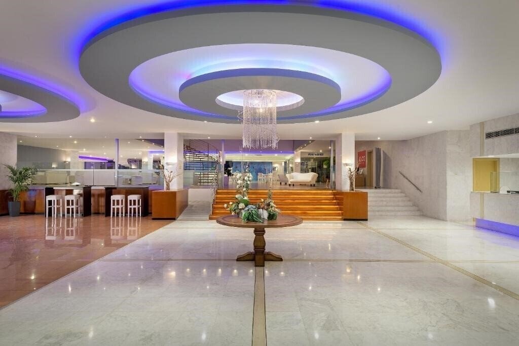 Картинка Oceanis Beach Hotel (Ixia) 4*