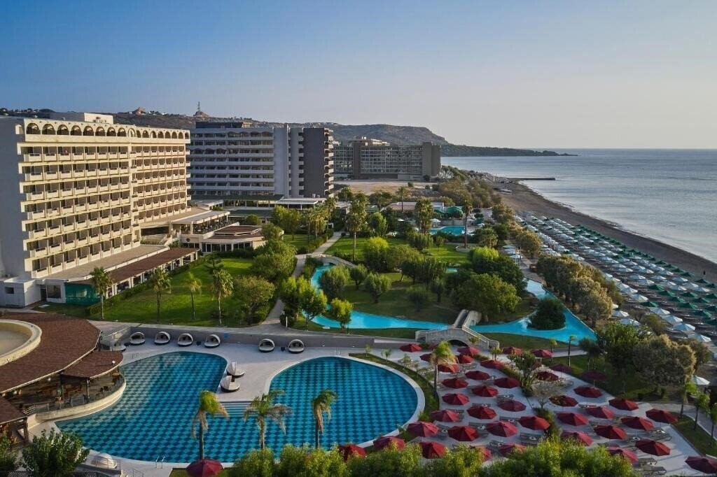 Готель Esperos Palace 4*