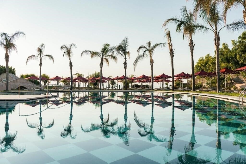 Фото Esperos Palace 4*