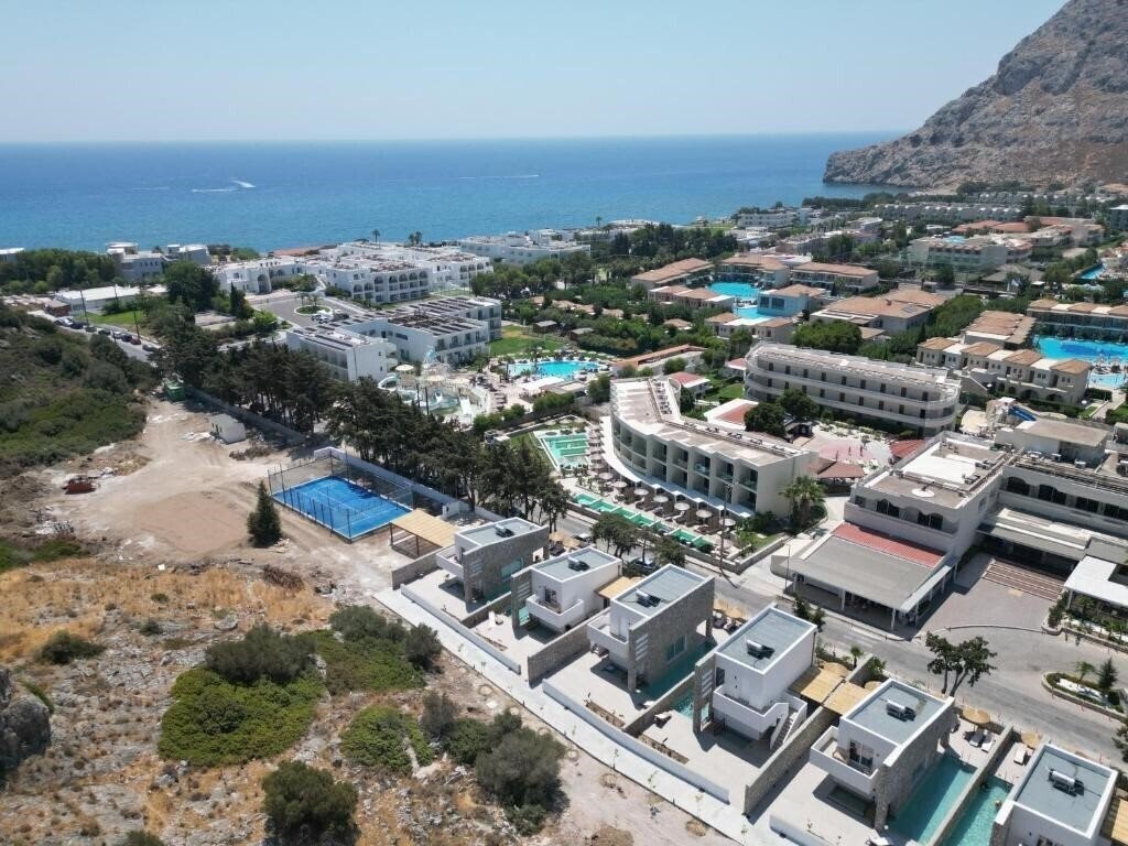 Картинка Delfinia Resort Hotel 4*