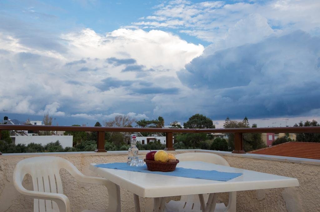 Фотографія Filoxenia Apartments 3*