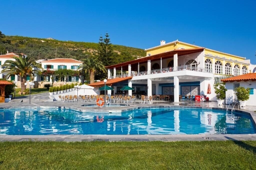 Фотографія Arion Hotel Samos 4*