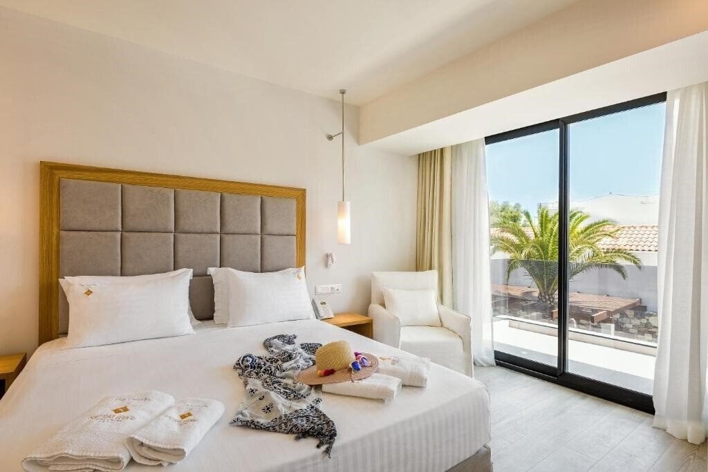 Зображення Samian Mare Hotel Suites & SPA 4*