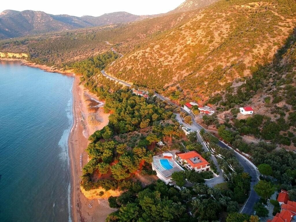 Готель Golden Sand Hotel 3*