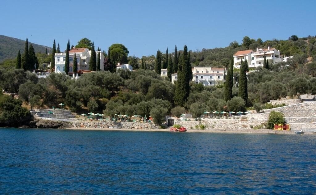 Отель Kerveli Village 4*