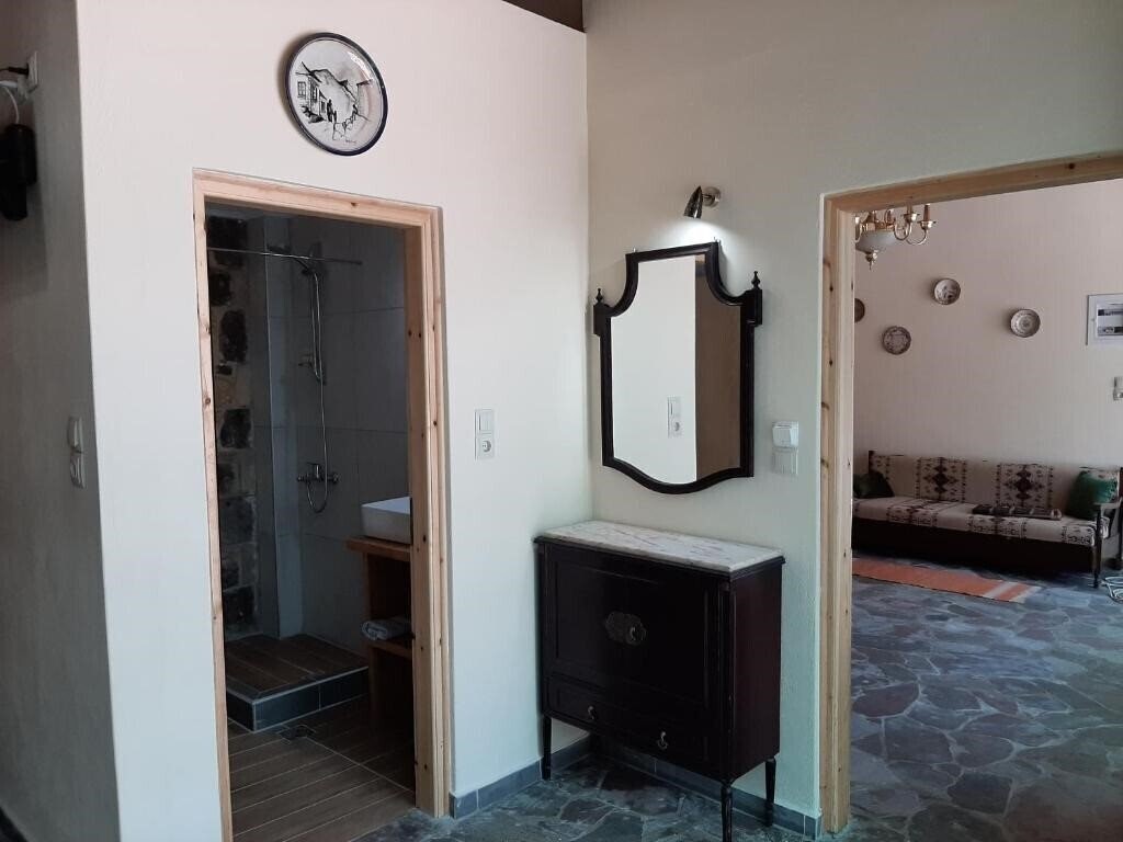 Фотографія Ela Mesa Luxury Apartments 4*