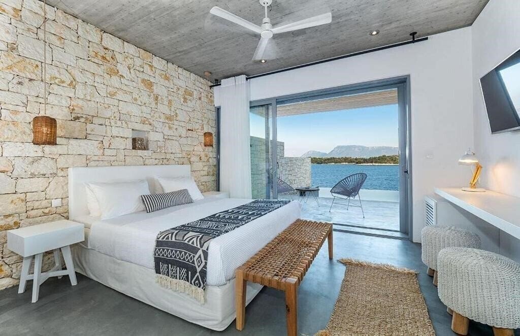 Фото Keromoussi Seaside Boutique Hotel 4*