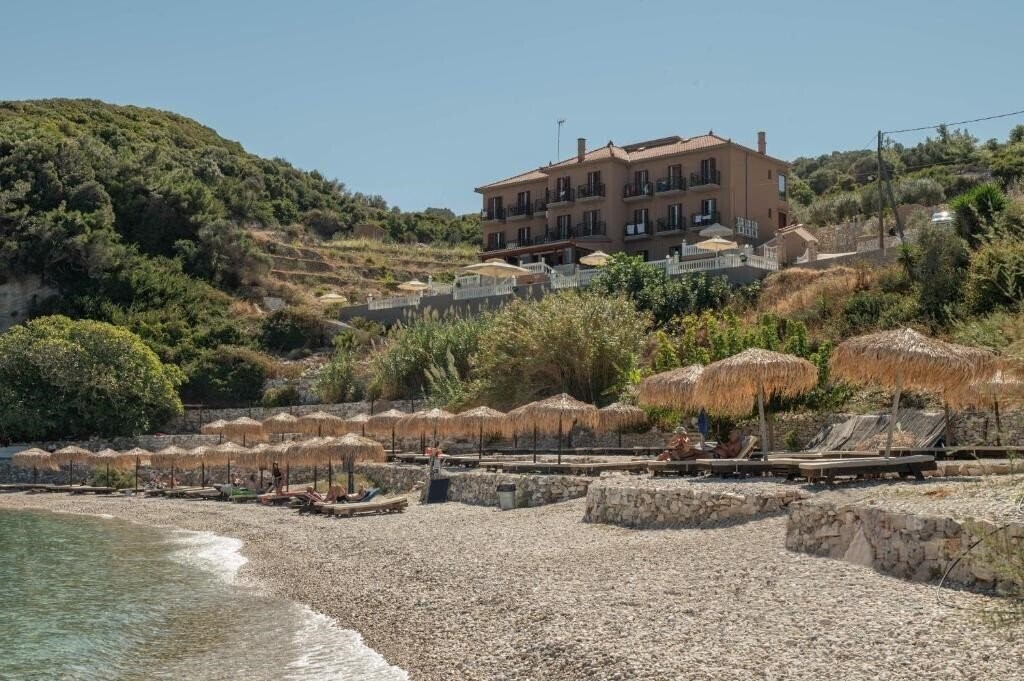 Отель Sunrise Beach Hotel (Kokkari) 3*