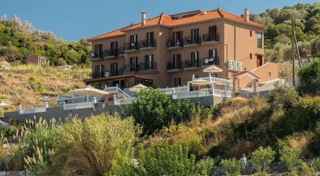 Фото Sunrise Beach Hotel (Kokkari) 3*