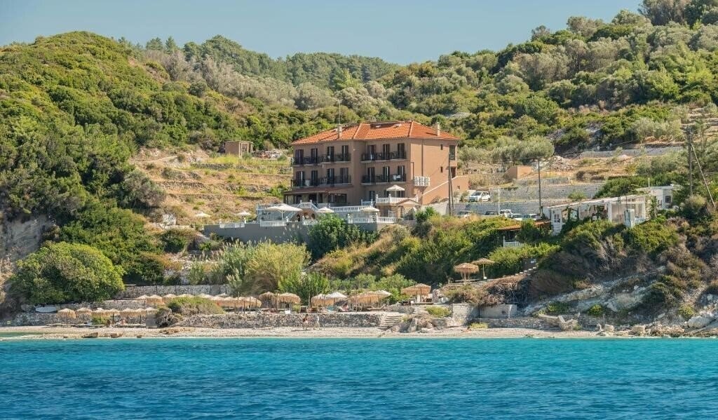 Фотография Sunrise Beach Hotel (Kokkari) 3*