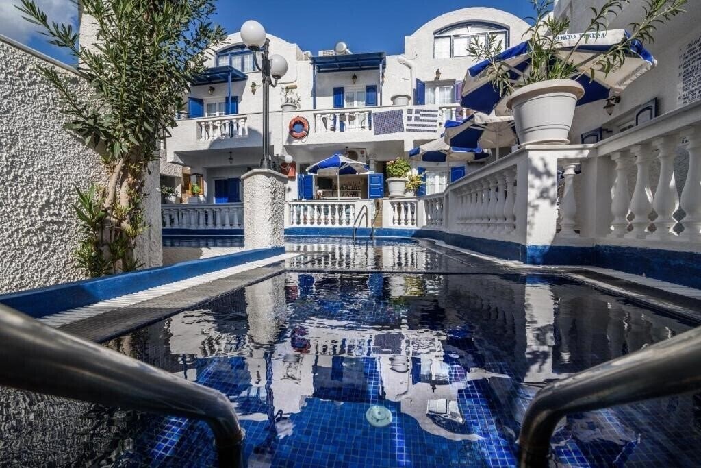 Готель Porto Perissa Hotel 3*