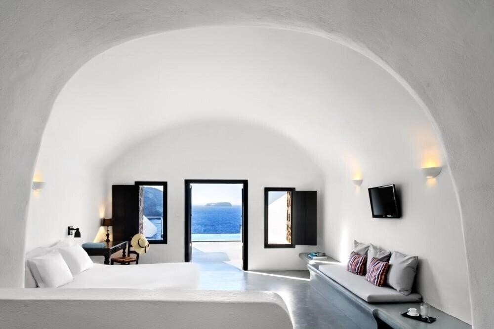 Фото Grand Ambassador Santorini 5*