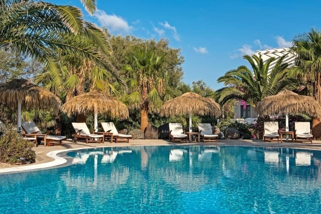 Готель Atlantis Beach Villa 3*