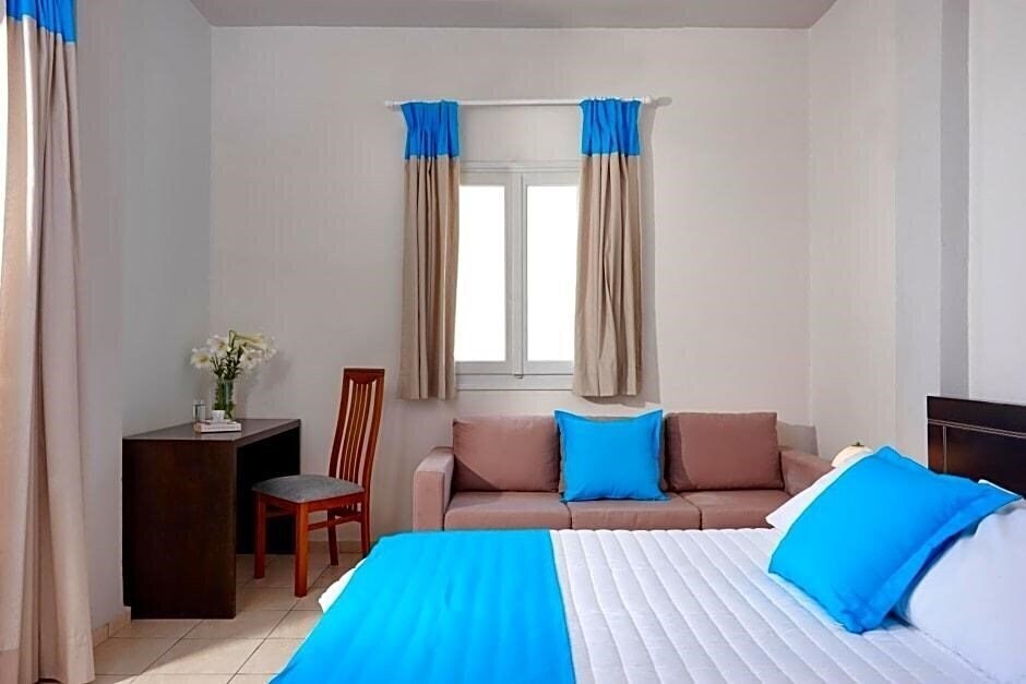 Фото Argo Hotel (Santorini) 3*