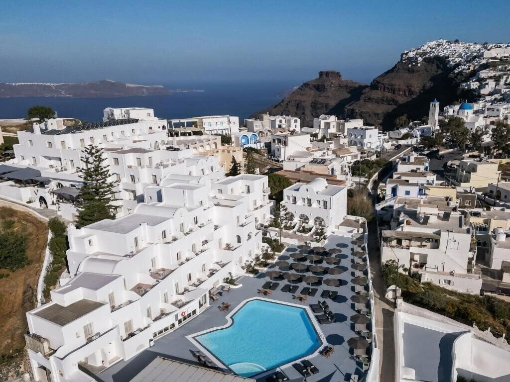 Готель Santorini Palace 4*